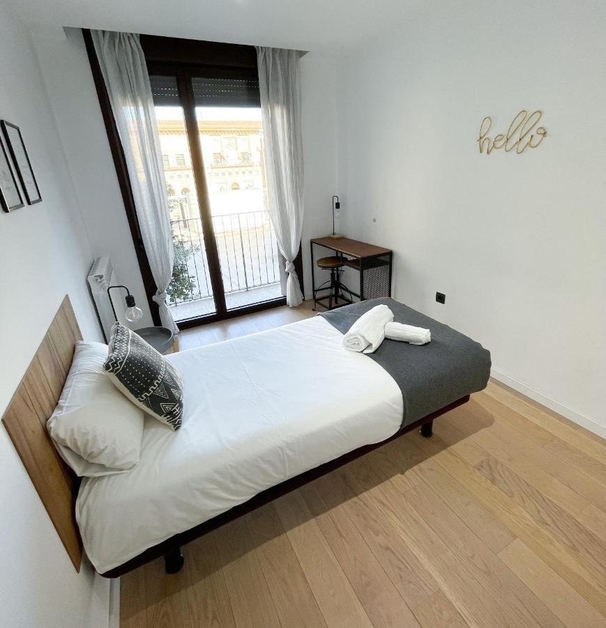 Az El Balcon A La Basilica Apartment Zaragoza Exterior photo